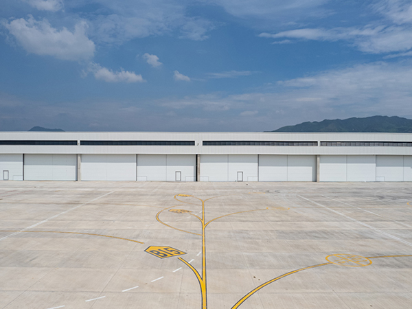 機庫門
